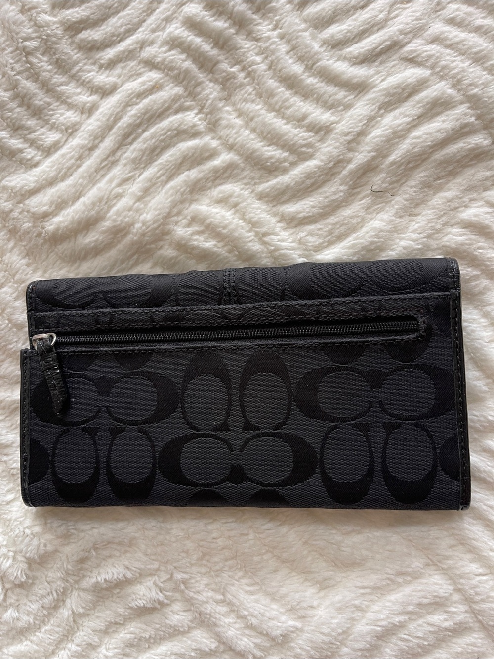 Coach Black Signature Jacquard Fold Wallet with Patent Trim - Picture 3 of 4